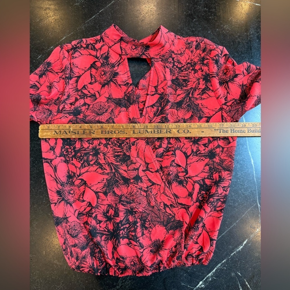Allison Joy XS Vibrant Red and Black Long Sleeve Mock Neck Floral Blouse - Picture 4 of 8